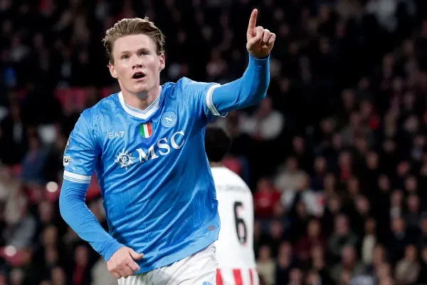 Premier League side wants Scott McTominay to join them image