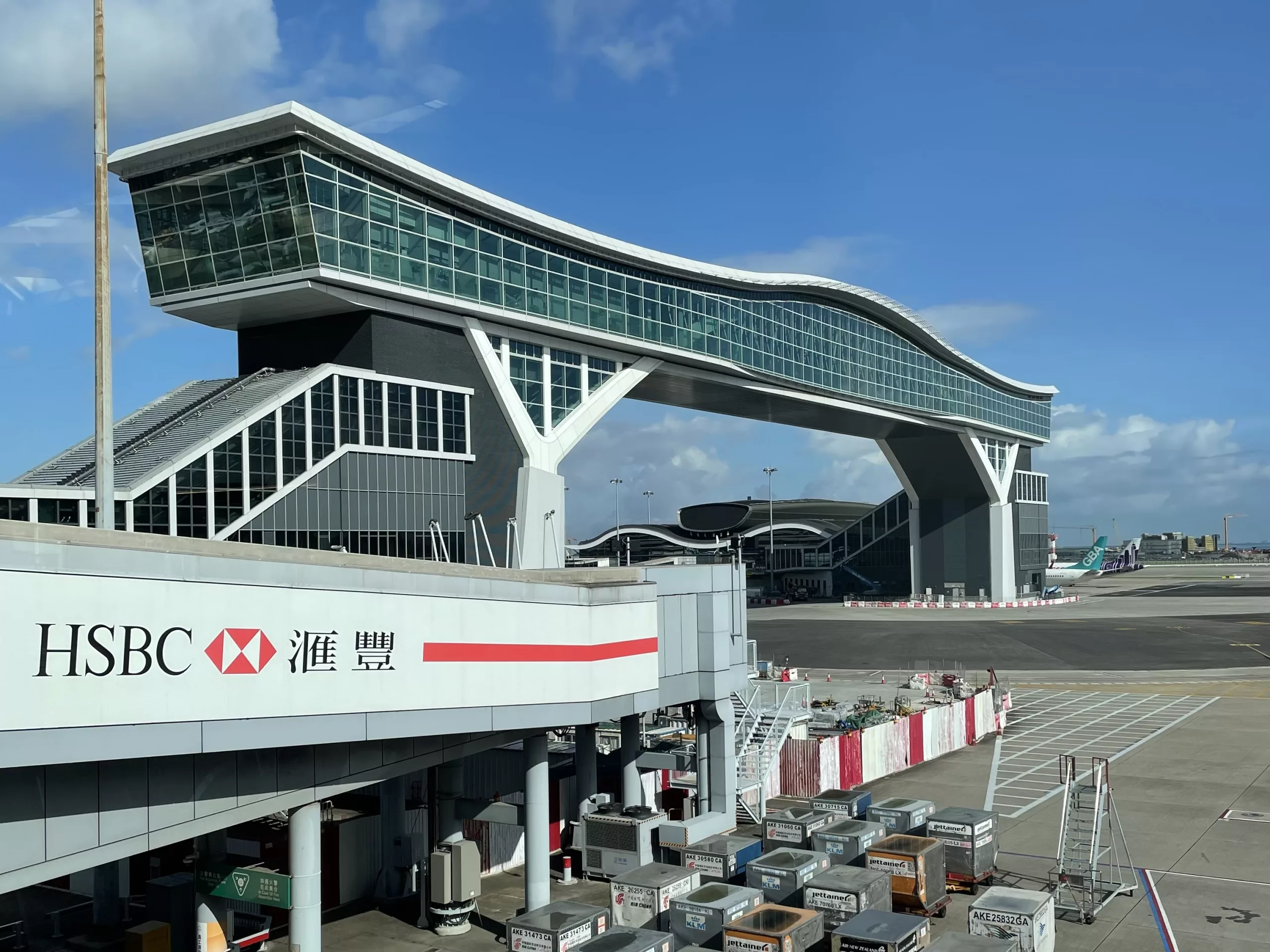 Hong Kong Airport launches cultural layover tours