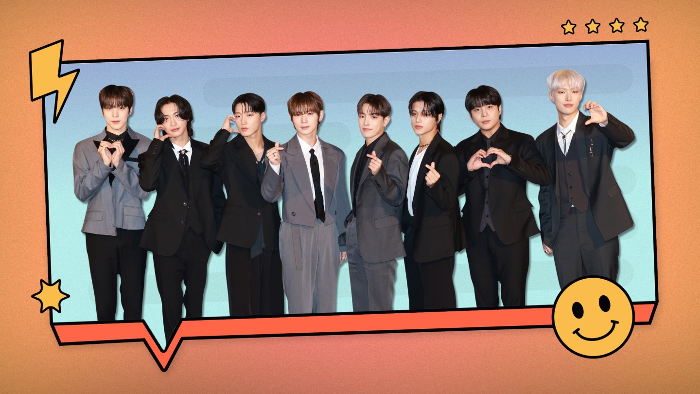 How K-Pop Fans Use Apps Like Weverse and Bubble to Message Idols