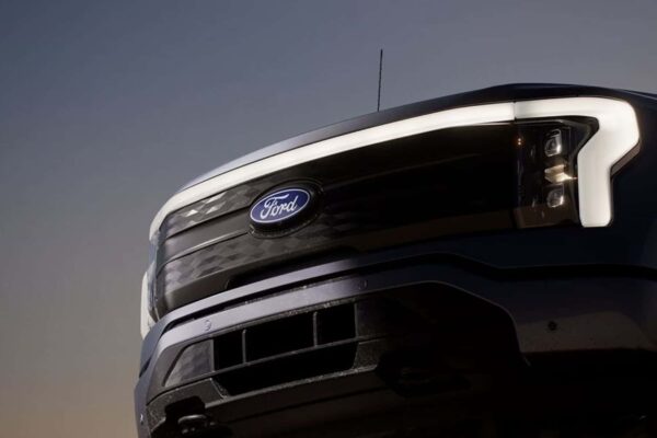Ford CEO talks about EVs