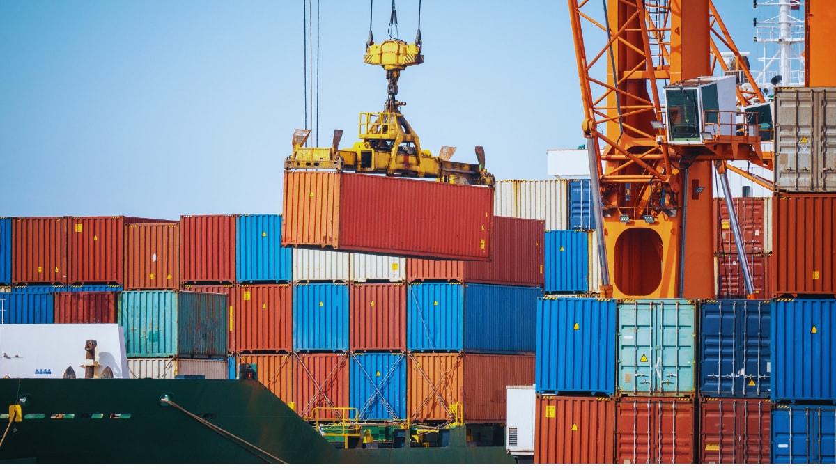 Bollywood put their glam game on, at Manish Malhotra’s Diwali bash 2025