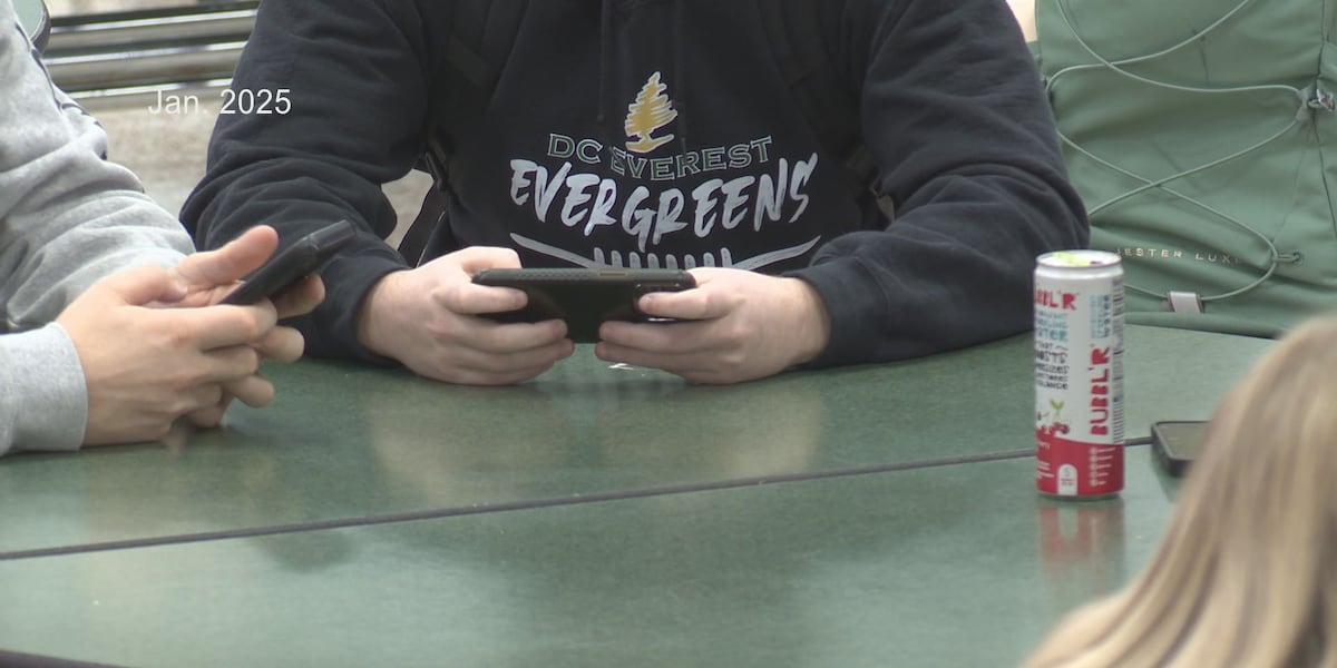 Cell phone ban bill heads to governor; school districts may need to update policies