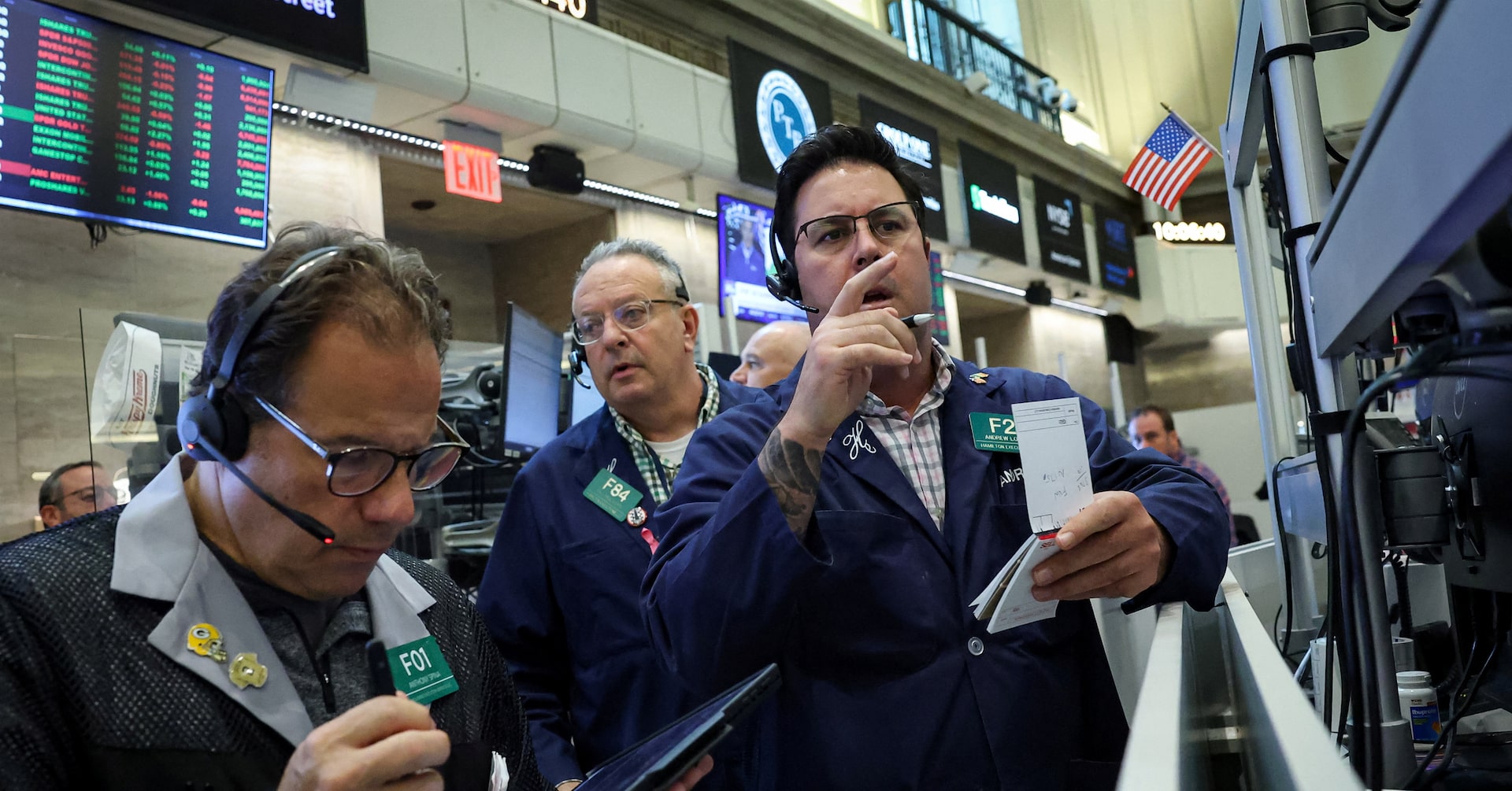 How a stock market collapse can lead to a slump