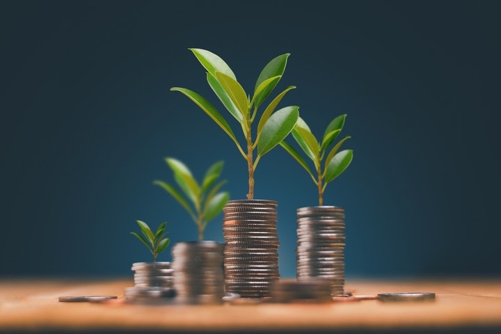 Is ESG Investing Losing Its Shine? ESG Stocks Continue To Underperform The S&P 500