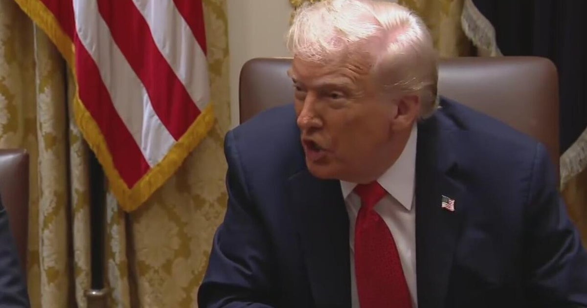 Trump signs rare‑earths deal with Australia; warns of bigger China tariffs