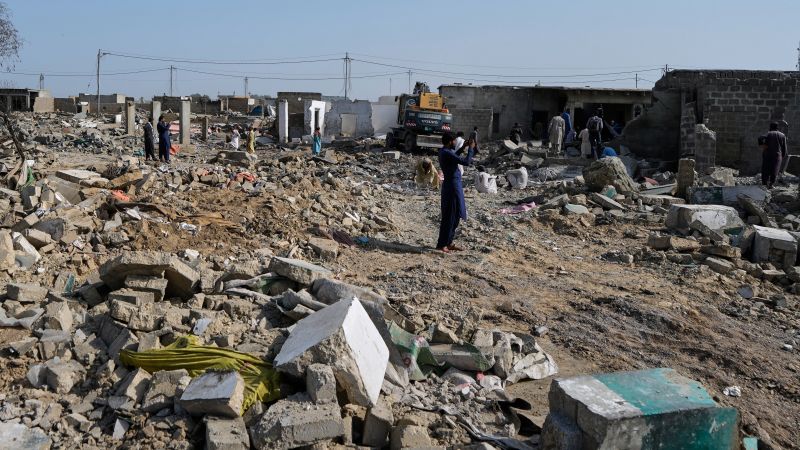 Pakistan and Afghanistan agree to new ceasefire after more than a week of deadly clashes