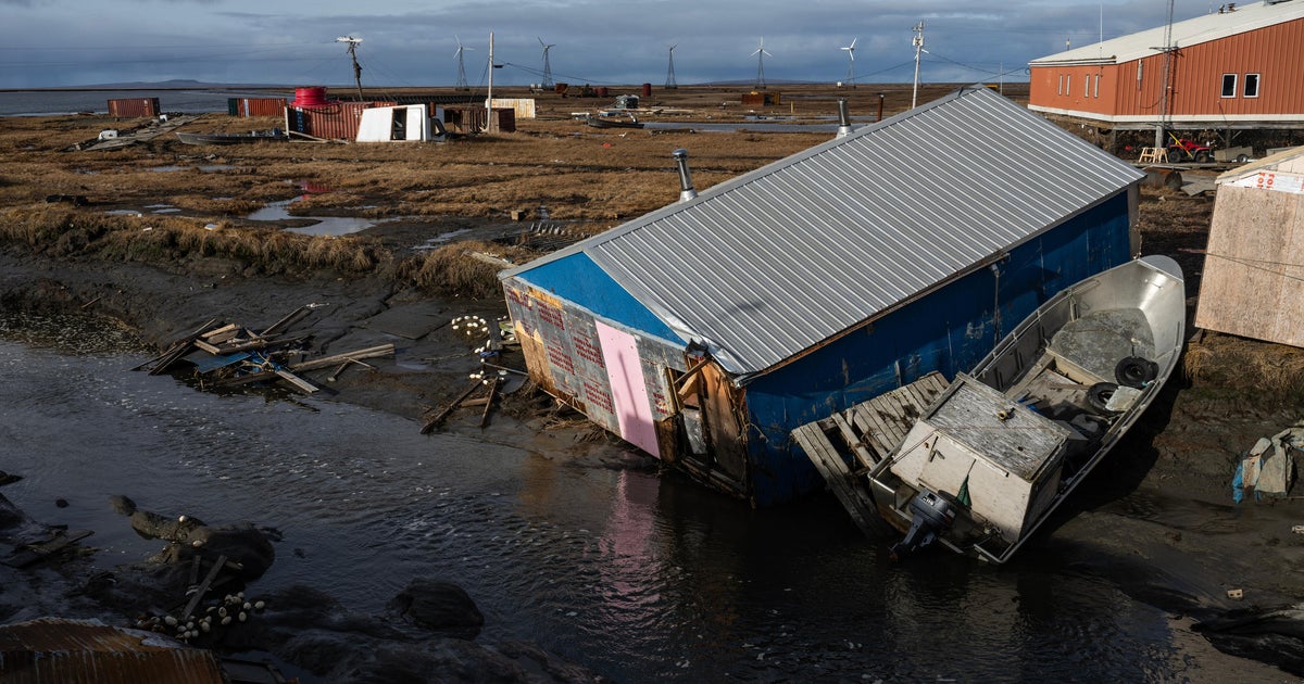 Man floats away inside his home during Alaska's storms: "I was inches away from death"