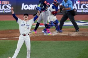 Blue Jays beat Mariners in Game 7 of ALCS, now face Dodgers in World Series