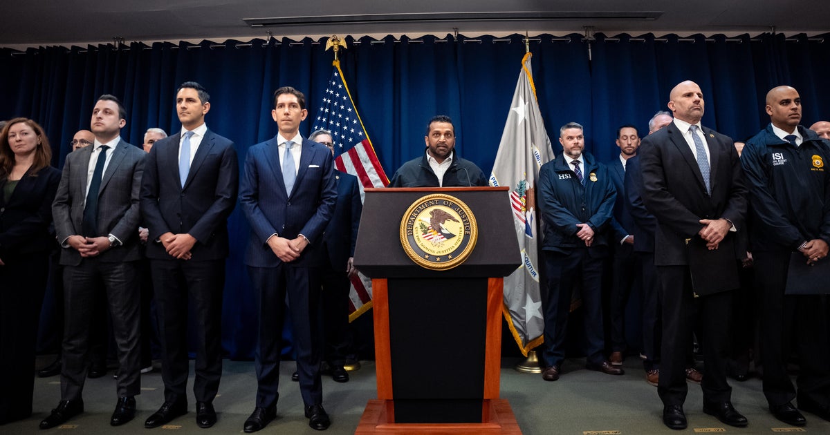 34 charged in NBA, poker gambling cases include Chauncey Billups, Terry Rozier and alleged mob figures. See the full list.