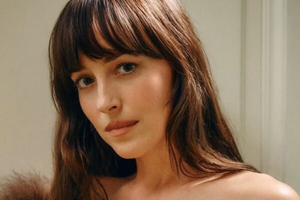 Dakota Johnson Joins the Valentino Family Dakota Johnson Joins the Valentino Family