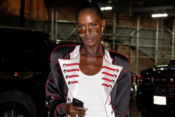 Jodie Turner-Smith’s military jacket at Victoria Secret fashion show proves this 00’s staple still has legs Jodie Turner-Smith’s military jacket at Victoria Secret fashion show proves this 00’s staple still has legs
