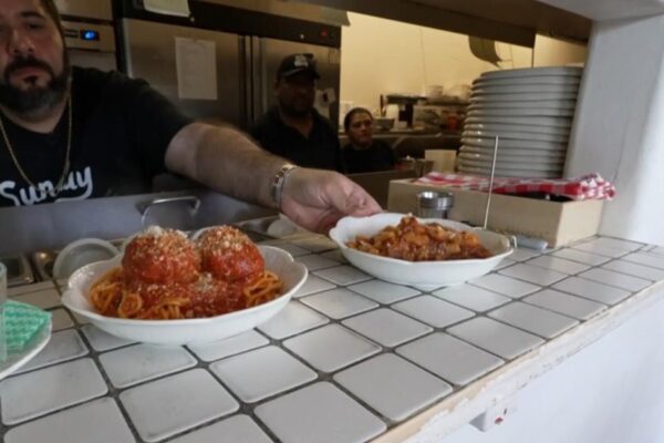California restaurant owner says tariffs, inflation leave him “barely breaking even” California restaurant owner says tariffs, inflation leave him "barely breaking even"