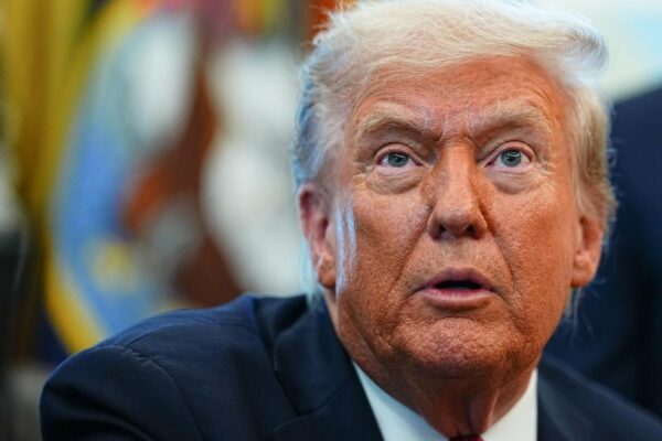 President Trump posts on Truth Social that Chicago Mayor Johnson, Gov. Pritzker "should be in jail"