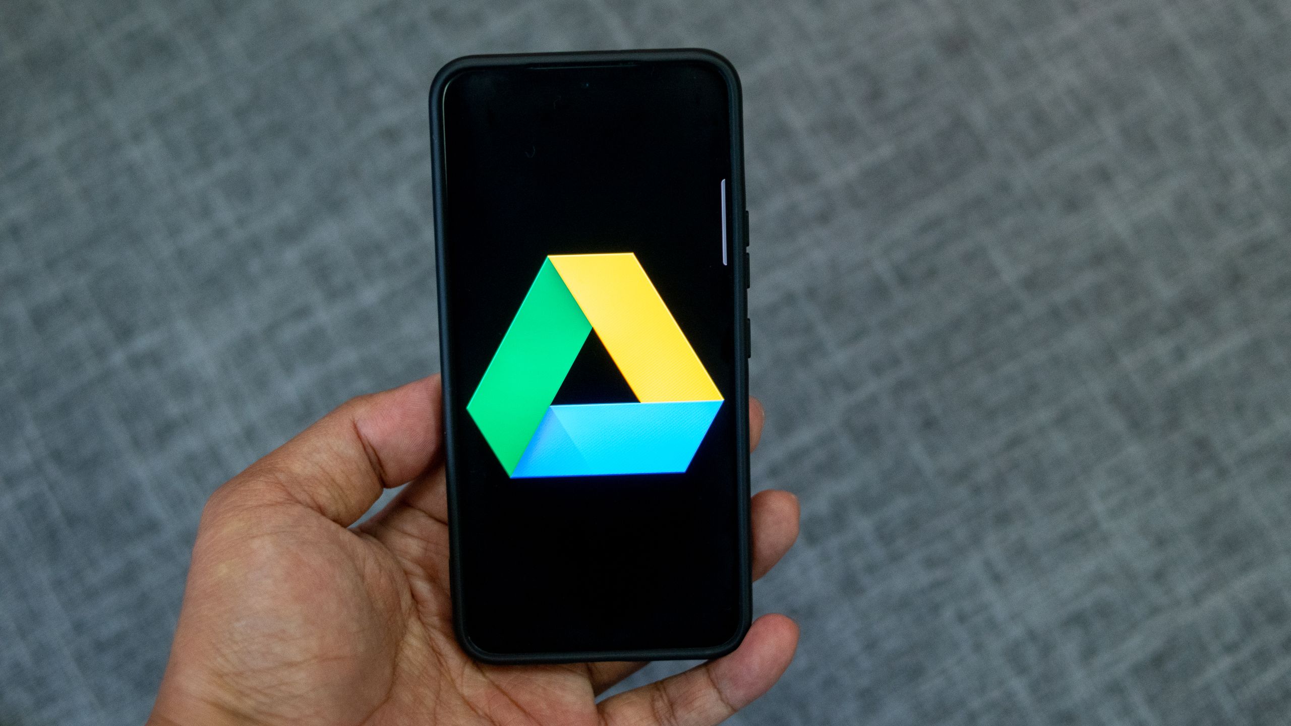 AI scanning hits Google Drive in an Android test that identifies and adds in a snap