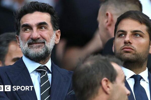 Newcastle United chairman Yasir Al-Rumayyan and owner Jamie Reuben watch on during the game against Liverpool at St James' Park on 25 August, 2025