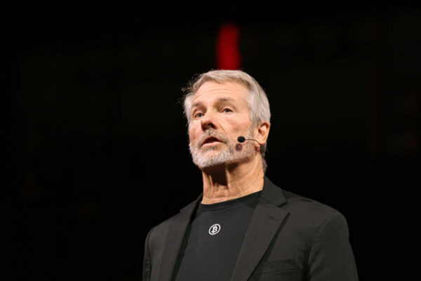 Traders turn cold on MicroStrategy hours before earnings report