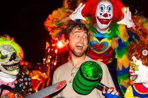 Halloween weekend 2025: Best celebrities costume for the holiday (So far) Halloween weekend 2025 best celebrities costume (Image via Instagram / @horrornights)