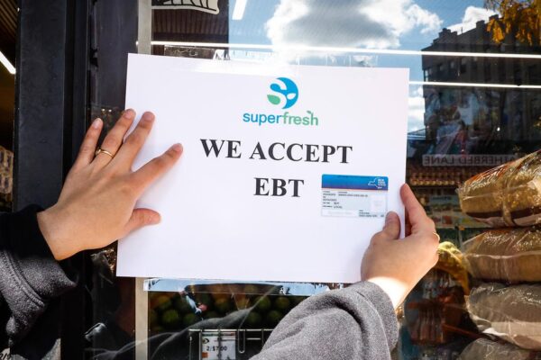 Food assistance to be halted as government shutdown drags on Food assistance to be halted as government shutdown drags on