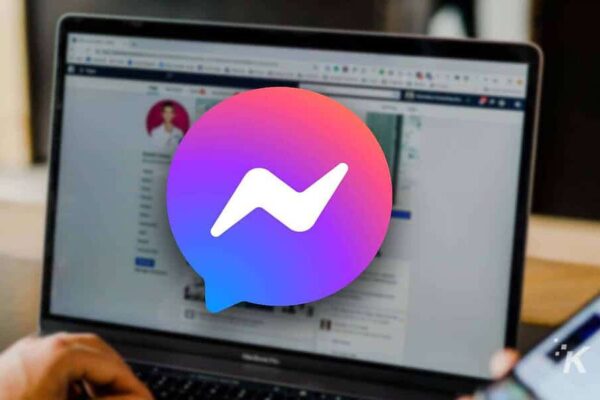 facebook messenger logo on blurred background