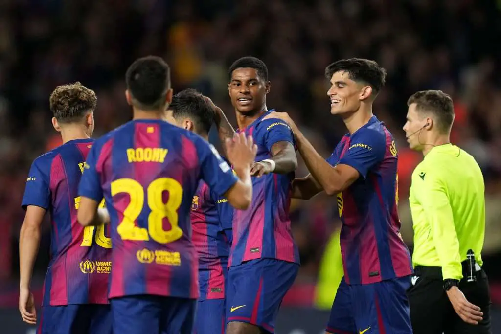 Hansi Flick tests Barcelona XI in training before Real Madrid