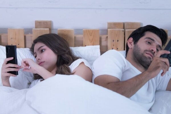 Smartphones manipulate our emotions and trigger our reflexes — no wonder we’re addicted