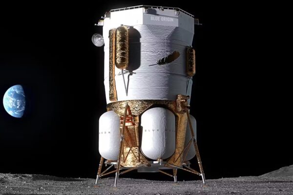 New Nasa lunar contest could pit Elon Musk against Jeff Bezos, as US fears China will win race to Moon