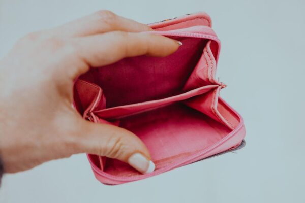 More Americans are living paycheck to paycheck, putting retirement out of reach, report finds