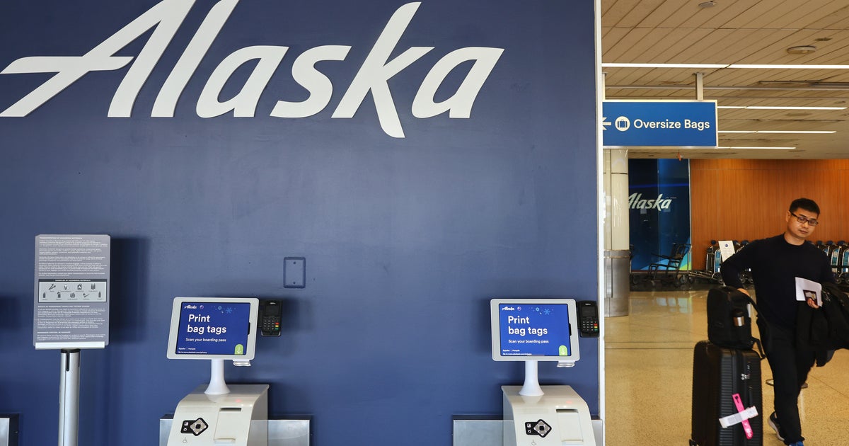 Woman on Alaska Airlines flight allegedly assaults crew members, forces emergency landing in Boise