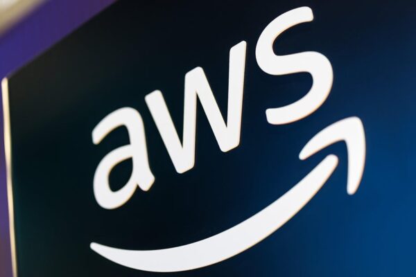 Here's what experts say the Amazon Web Services outage reveals about the fragility of the cloud
