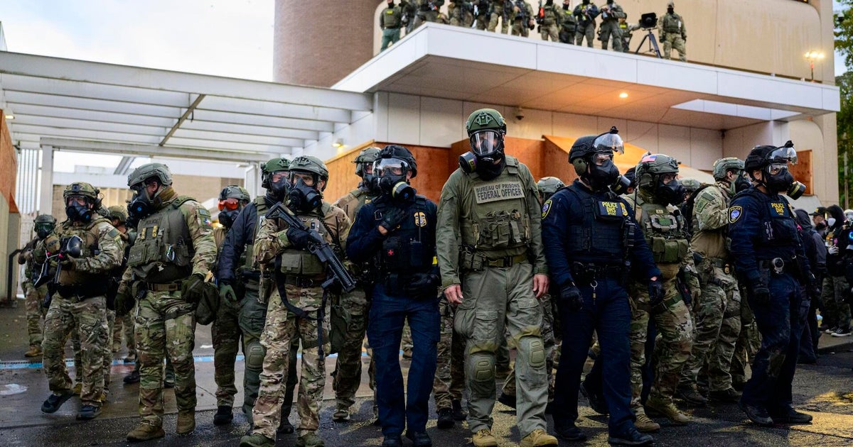 Appeals court lets Trump deploy Oregon National Guard to Portland