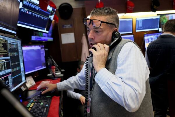 Live updates: Stock market today, stocks set to sink sharply as fear grips Wall Street