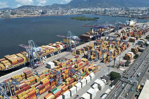 Senate Democrats to force vote aimed at blocking Trump's tariffs on Brazil