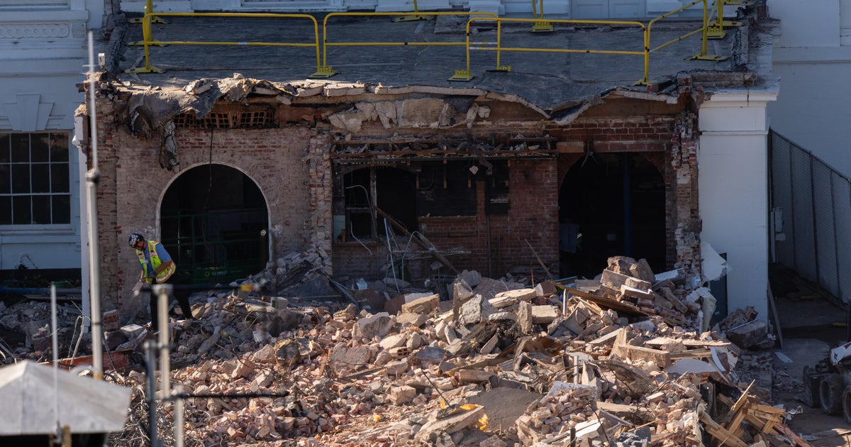 Where is debris from the White House East Wing demolition being taken?