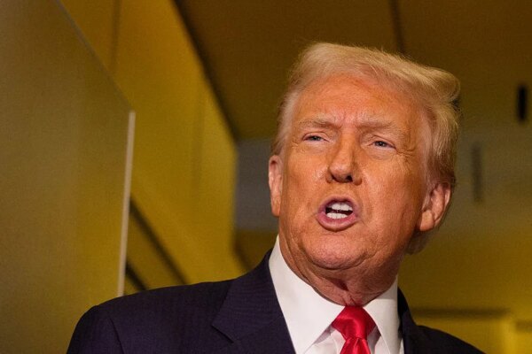 Government shutdown live updates as Trump calls on Senate Republicans to end filibuster