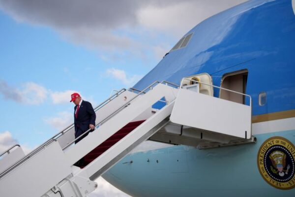 Trump calls for end of Senate filibuster to break funding stalemate