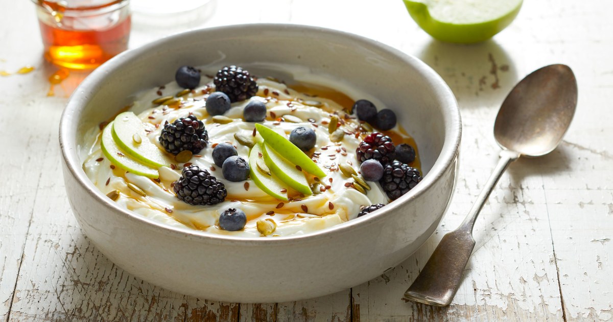 7 Best Breakfasts to Balance Blood Sugar, According to Dietitians