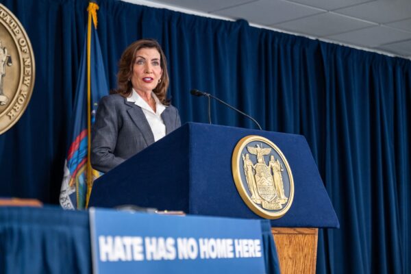 Hochul vetoes grocery app price transparency bill