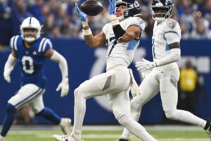 Titans lose in embarrassing fashion once again Titans lose in embarrassing fashion once again