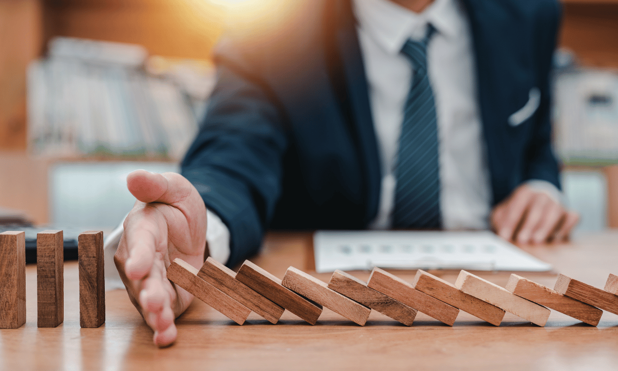 Financial Experts Predict Potential Market Decline; Strategic Moves Suggested for Investors