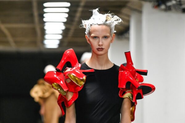 Givenchy Spring 2026 Ready-to-Wear Runway, Fashion Show & Collection Review [PHOTOS]