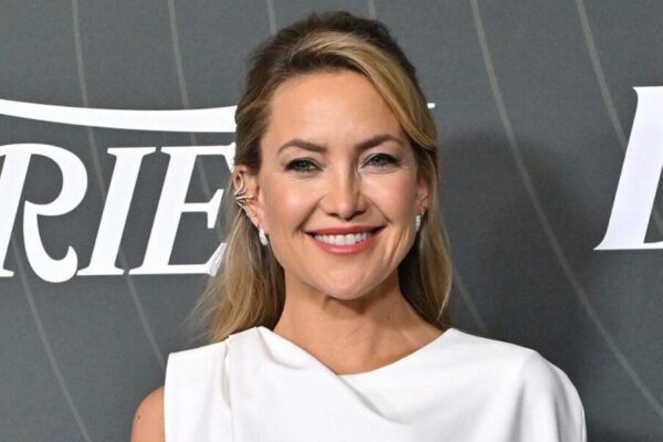 Kate Hudson Glows in White Grecian-Style Gown at 2025 Variety’s Power of Women – Star Magazine