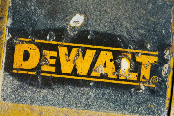 This DeWalt Battery And Phone Charger Is A Game Changer, According To Users