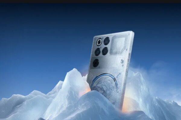 The World's First Liquid-Cooled Smartphone Is About To Hit The Market