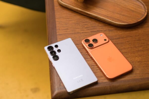 iPhone 17 Pro vs. Galaxy S25 Ultra: Top Camera Phones Compared