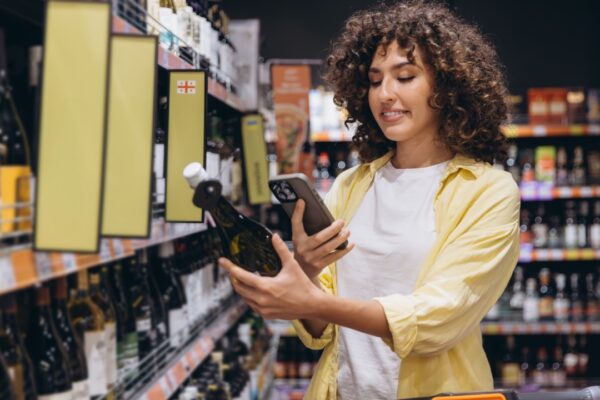 48% of Consumers Made Their Last Purchase With a Smartphone
