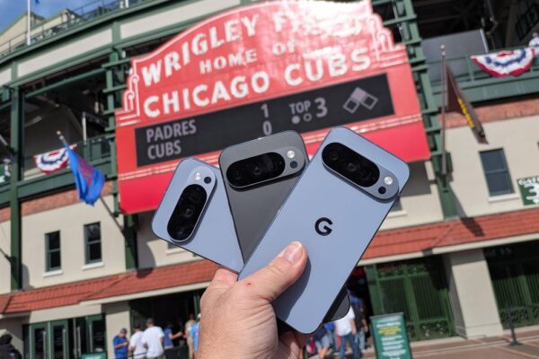 I compared 5G network signals of Verizon, T-Mobile, and AT&T at a baseball stadium - here's the winner