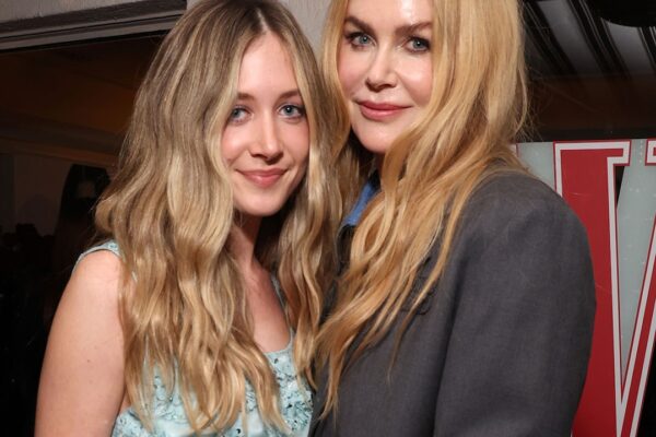 Nicole Kidman, Daughter Sunday Rose at Paris Fashion Week