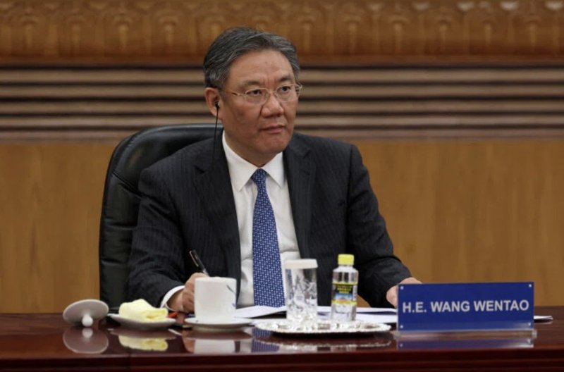 China blames US for trade tensions, warns against decoupling