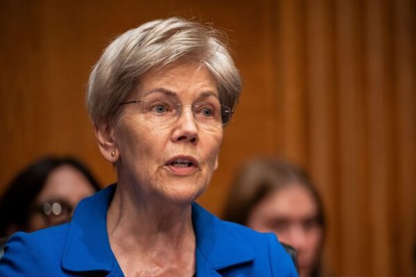 Elizabeth Warren calls for Trump to release the jobs report despite shutdown