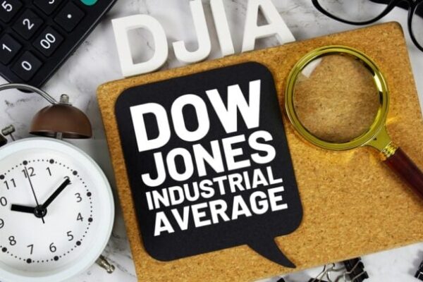 Dow Jones Index Today: DJIA Muted on Trump’s Layoff Warning as Bessent Signals Optimism on U.S.-China Trade Deal